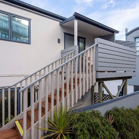 Livin On Lake Time, Waterfront Accommodation Queenstown Exterior photo